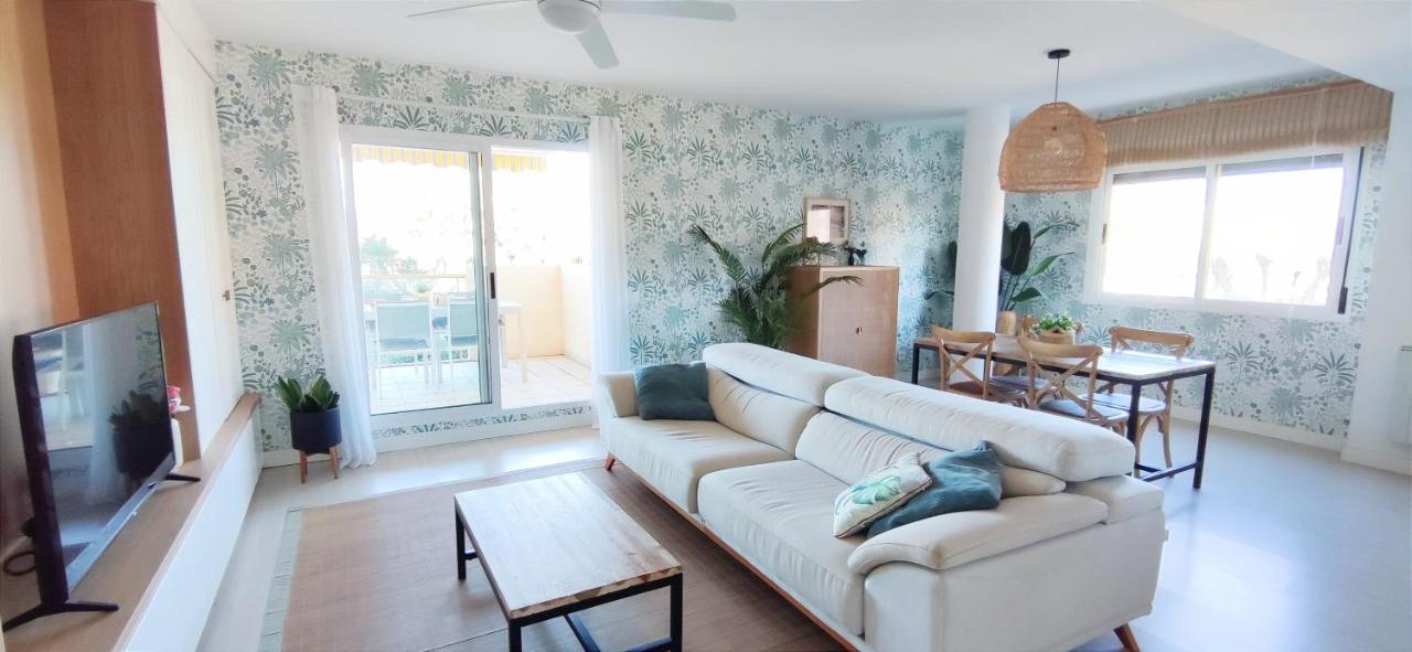 Apartamento Lagos Del Castillo By Denia Costa 外观 照片