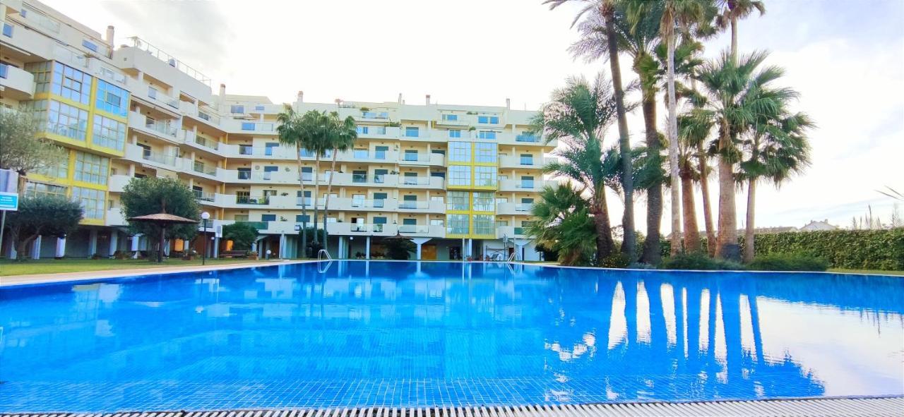 Apartamento Lagos Del Castillo By Denia Costa 外观 照片